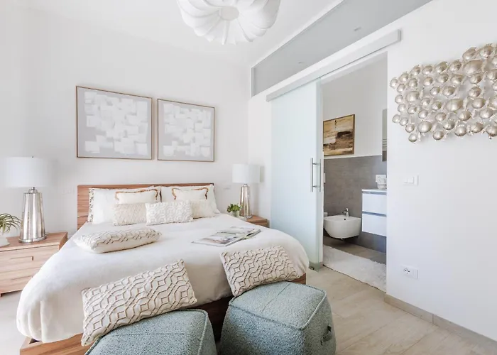 Marine Charm Апартаменти