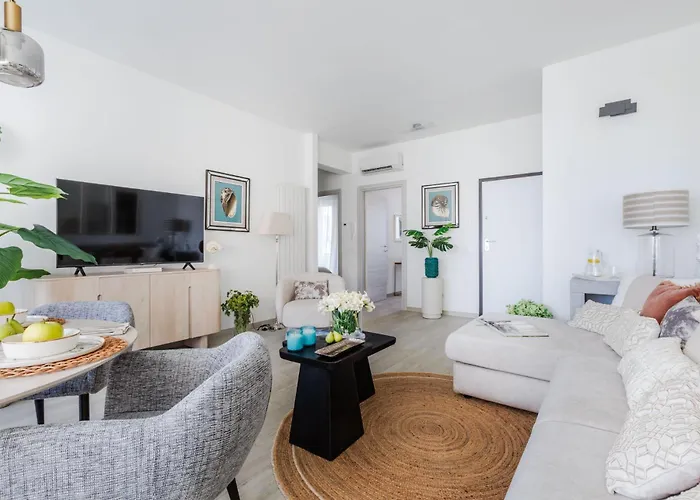 Апартаменти Marine Charm В'яреджо