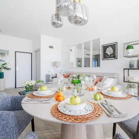 Marine Charm Viareggio